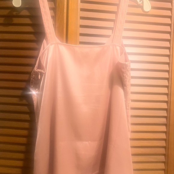 White House Black Market sequin camisole - Picture 2 of 7